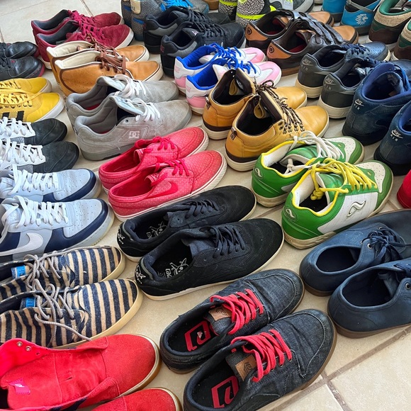 Selling 40 pairs of shoes. Will give detailed list below. - Picture 10 of 13